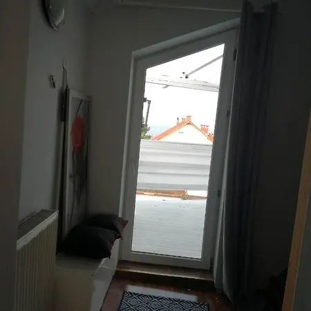 Niezalezne Pietro W Domu Z Widokiem Na Morze Apartamento