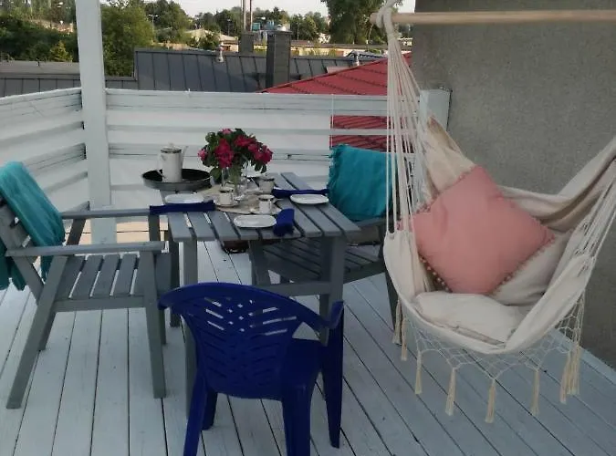 Апартаменты Niezalezne Pietro W Domu Z Widokiem Na Morze